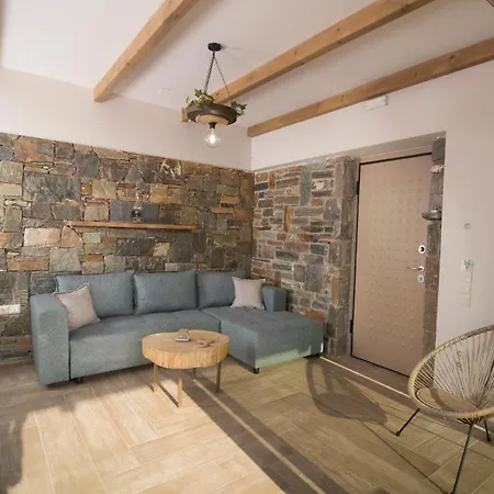 Wood&Stone Guesthouse Verga Dış mekan fotoğraf