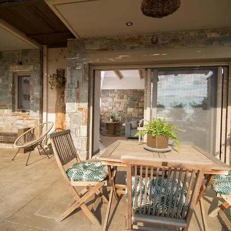 Wood&Stone Guesthouse Verga Dış mekan fotoğraf