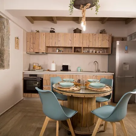 Wood&Stone Guesthouse Verga Dış mekan fotoğraf