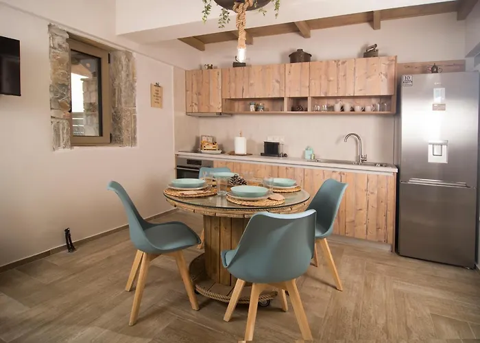 Wood&Stone Guesthouse
