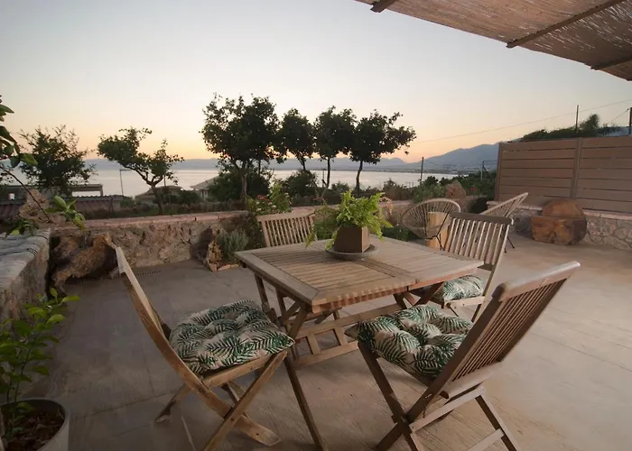 Wood&Stone Guesthouse